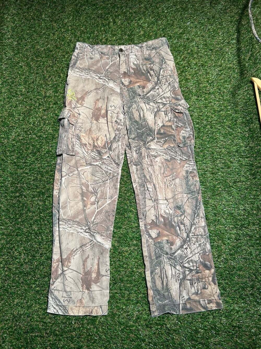 Realtree Xtra Camo Cargo Pants xxl in kids